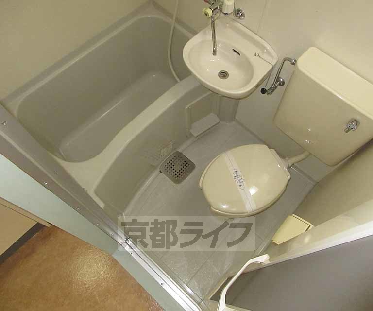 バス・シャワールーム　綺麗なユニットバス・