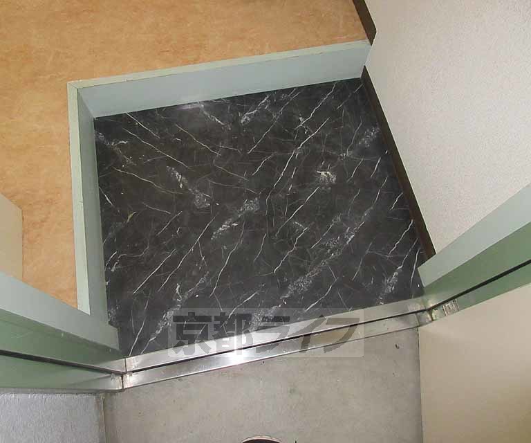 玄関　充分な広さ・