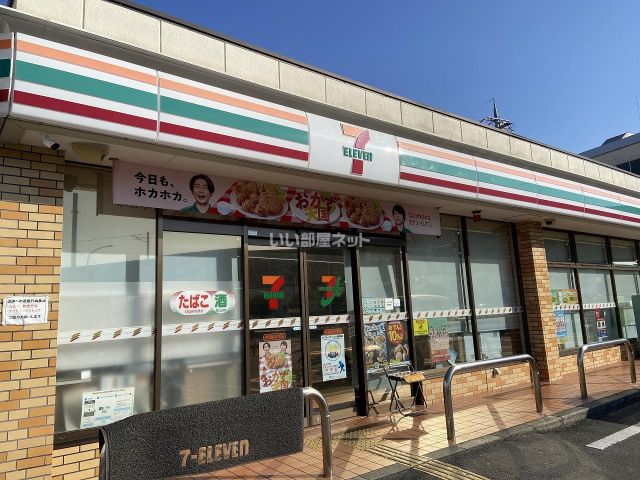 コンビニ　セブンイレブン 奈良西木辻町店（コンビニ）まで155m
