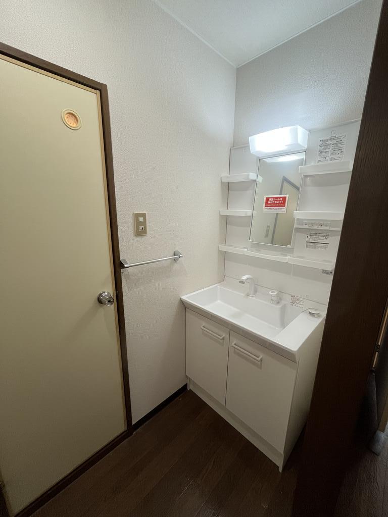 洗面設備　洗面化粧台新品予定