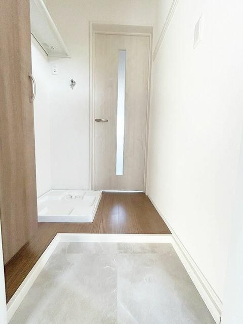 玄関　※別号室の写真の場合がございます。現況優先