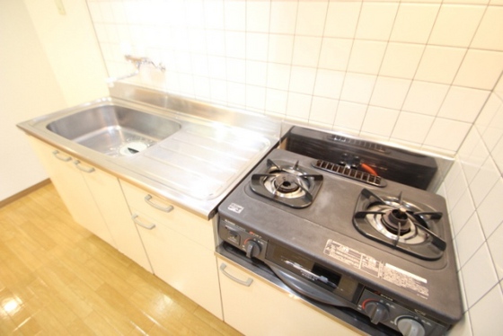キッチン　※別部屋の写真です