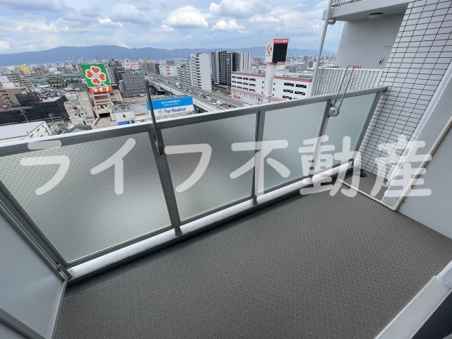 バルコニー　広々としたバルコニーです