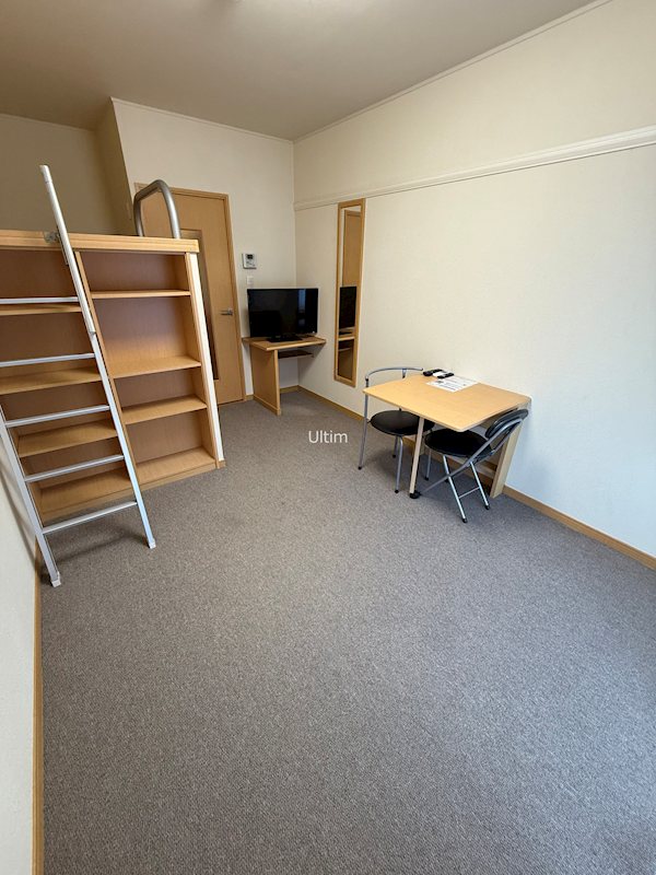 居室・リビング　※別のお部屋の写真です