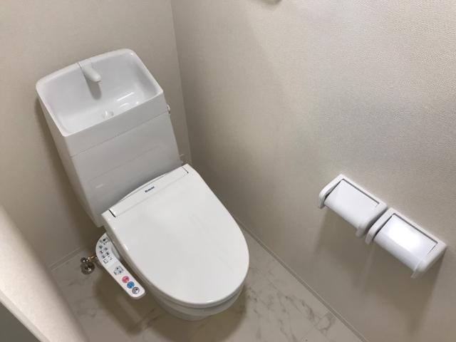 トイレ　シャワー付トイレ