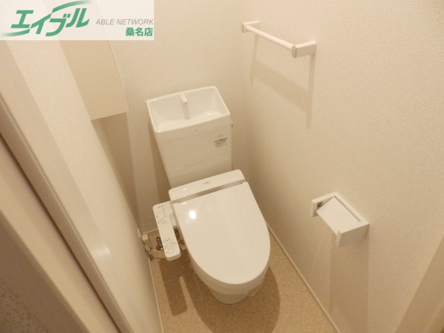 トイレ　反転参考写真