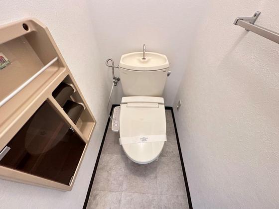 トイレ　※別部屋の写真です