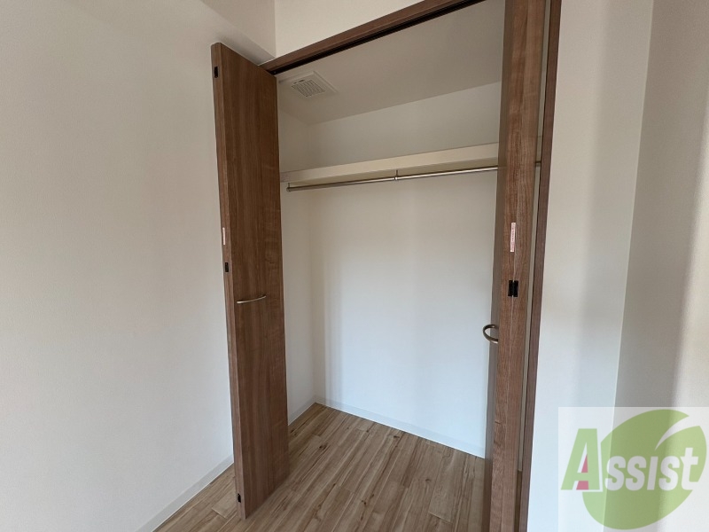 収納　クローゼットがありました。お洋服や荷物はここへ