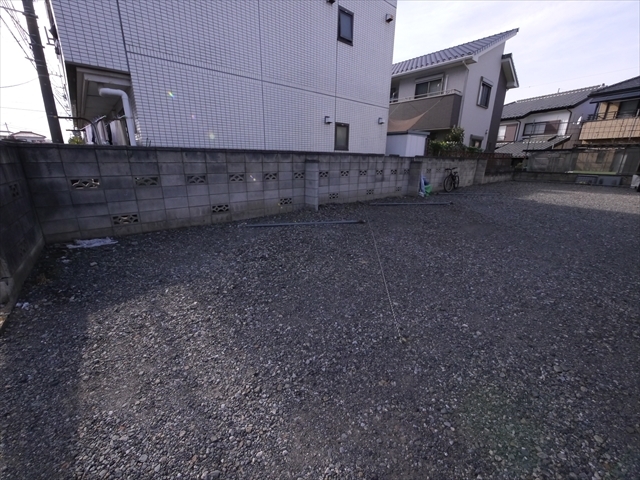 駐車場　敷地外無料駐車場あり