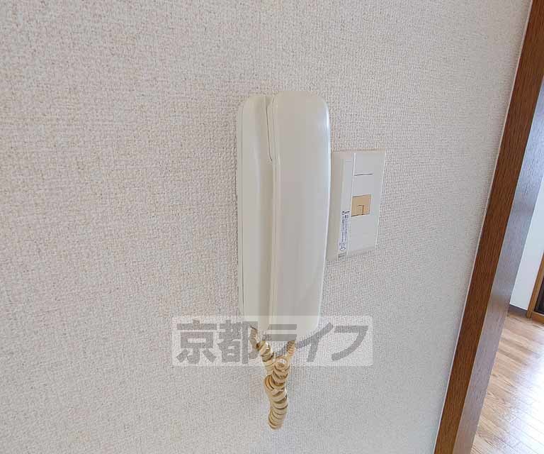 セキュリティ　ＴＶホンがあります。