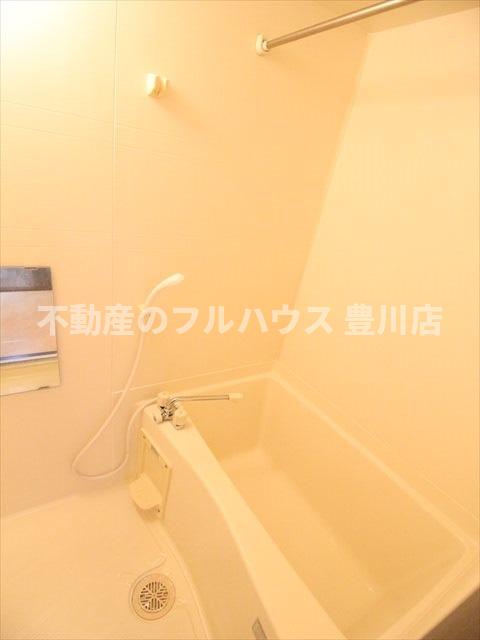 バス・シャワールーム　写真は別室
