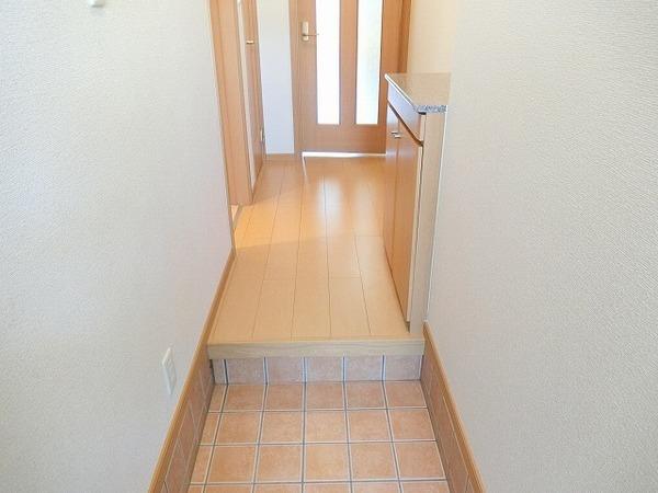 玄関　シューズボックスあり！