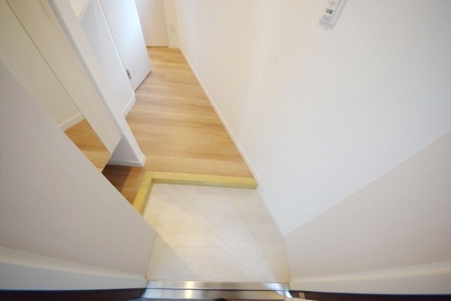 玄関　別部屋参考写真