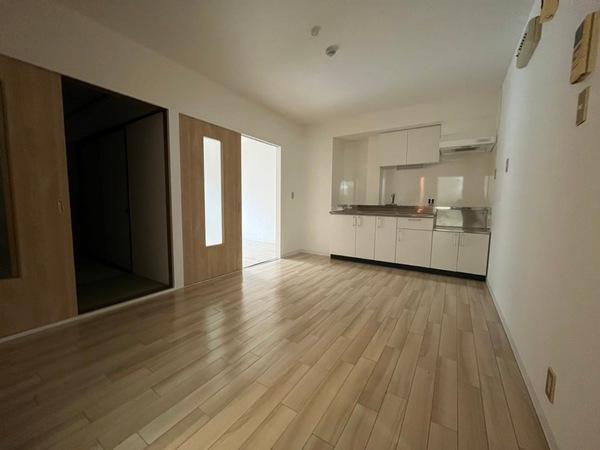 居室・リビング　日当たり良好♪