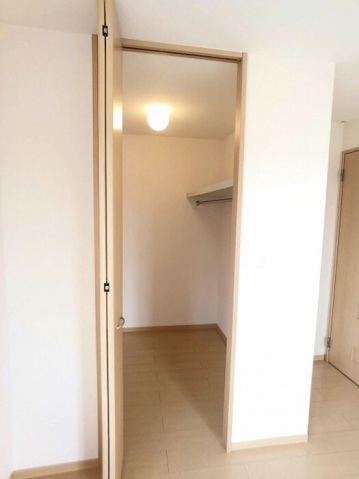 収納　ウォークインクローゼットあります（北洋室）。