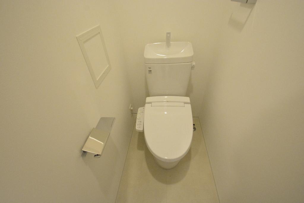 トイレ　シャワー付トイレ