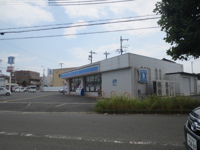 コンビニ　ローソン（コンビニ）まで850m