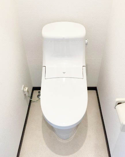 トイレ　★温水洗浄便座★