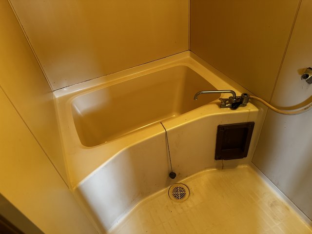 バス・シャワールーム　※同タイプの間取りです。