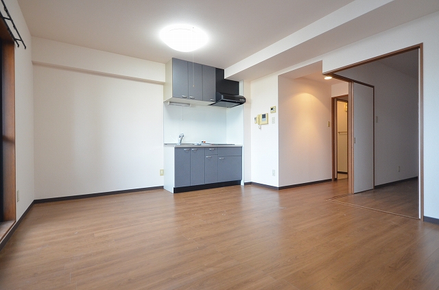 居室・リビング　同物件別号室の写真です。