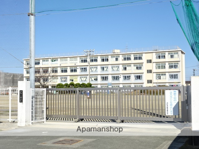 小学校　河輪小学校（小学校）まで523m