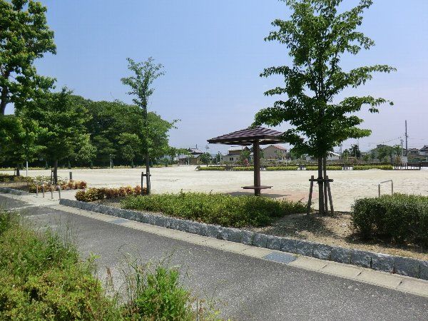 公園　高御堂公園（公園）まで558m