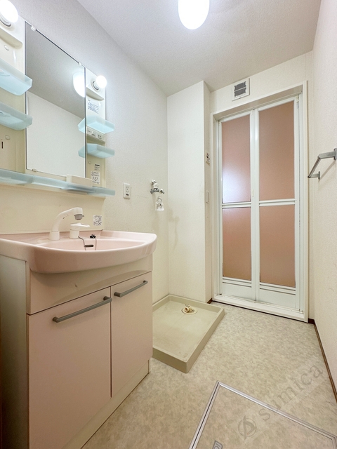 洗面設備　朝の身支度が楽々！！広い洗面＾＾