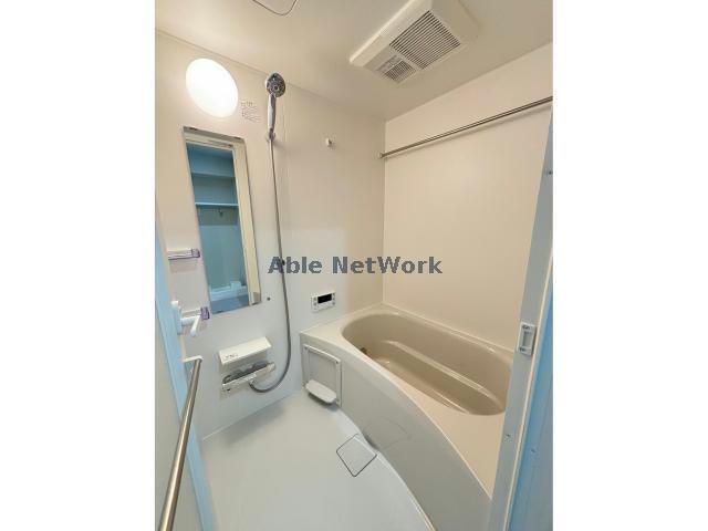 バス・シャワールーム　同型イメージ