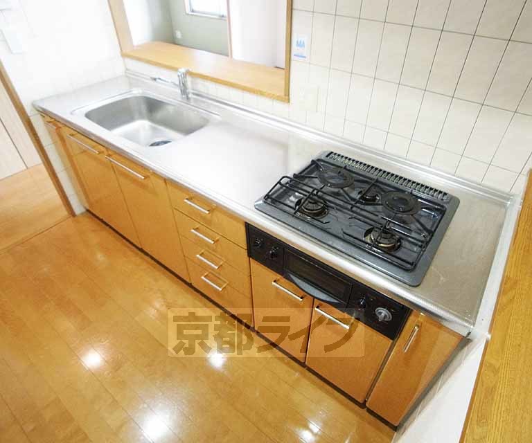 キッチン　２ＬＤＫタイプです