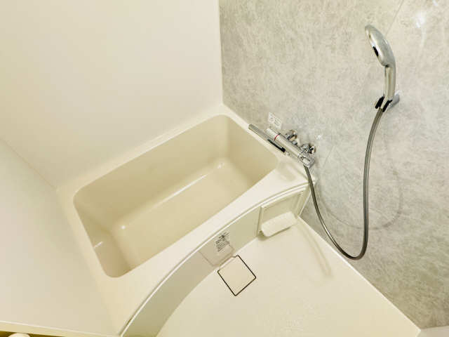 バス・シャワールーム　浴室乾燥付です