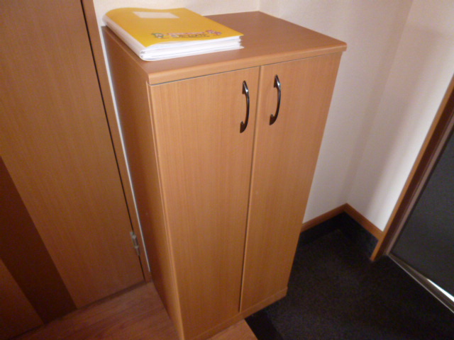 玄関　シューズボックス