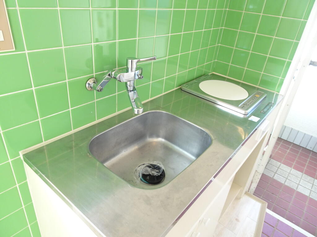 キッチン　IHヒーター付き