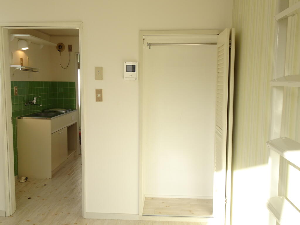 収納　クローゼット