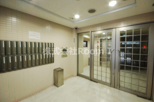 ロビー　建物の内部です