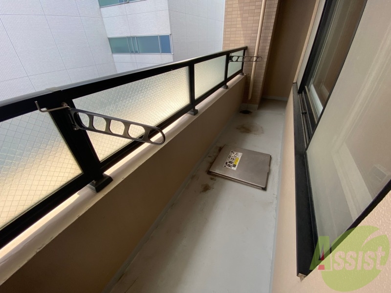 バルコニー　バルコニーです。洗濯物を干したり一息ついたりできますね！