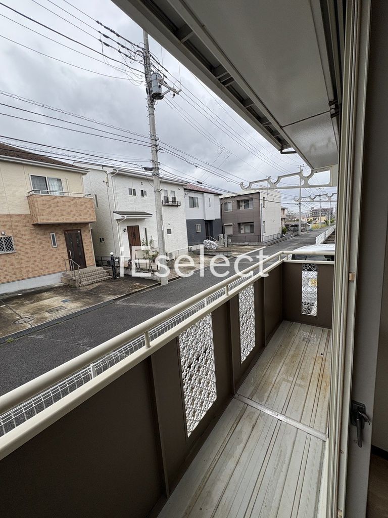 バルコニー　明るいバルコニーです。