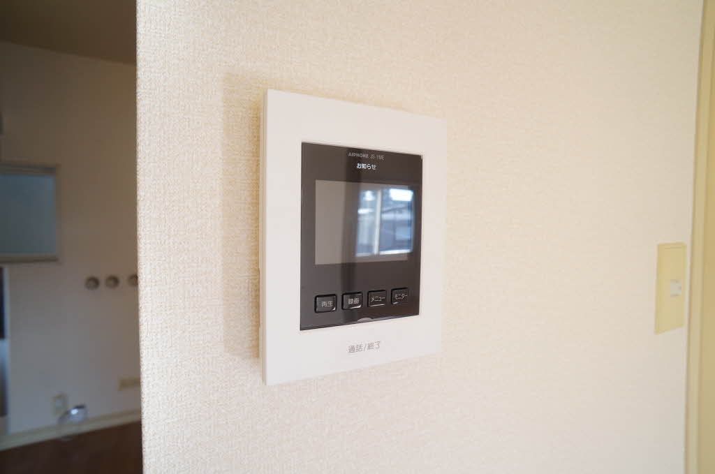 建物外観　駐車場