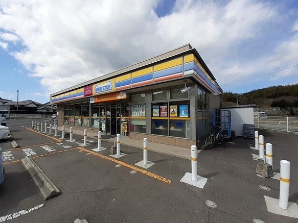 コンビニ　ミニストップ牟礼店さん（コンビニ）まで1100m