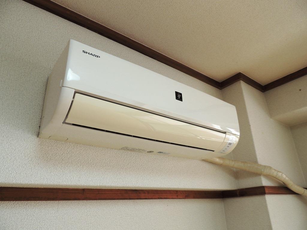 その他　エアコン1台付きです。