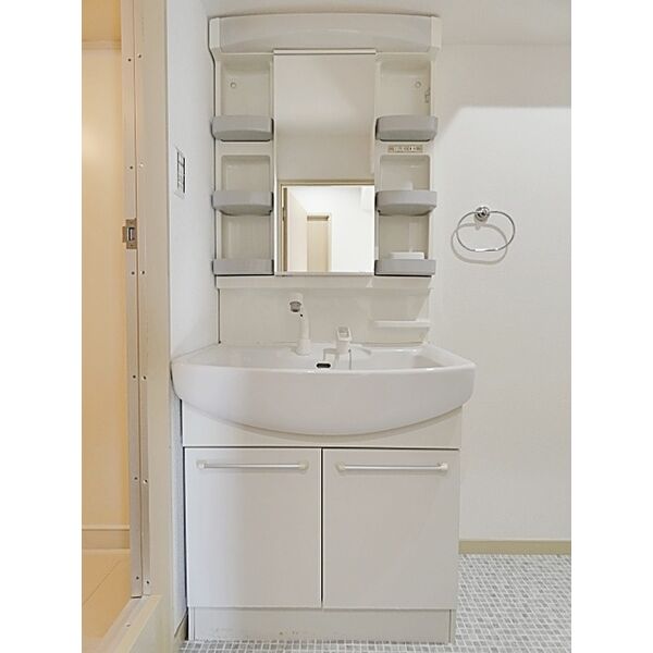 洗面設備　独立洗面台