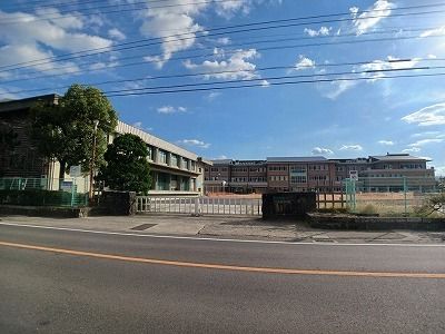 小学校　さぬき市立長尾小学校さん（小学校）まで1400m