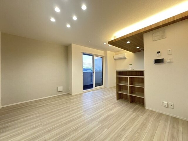 居室・リビング　リビング