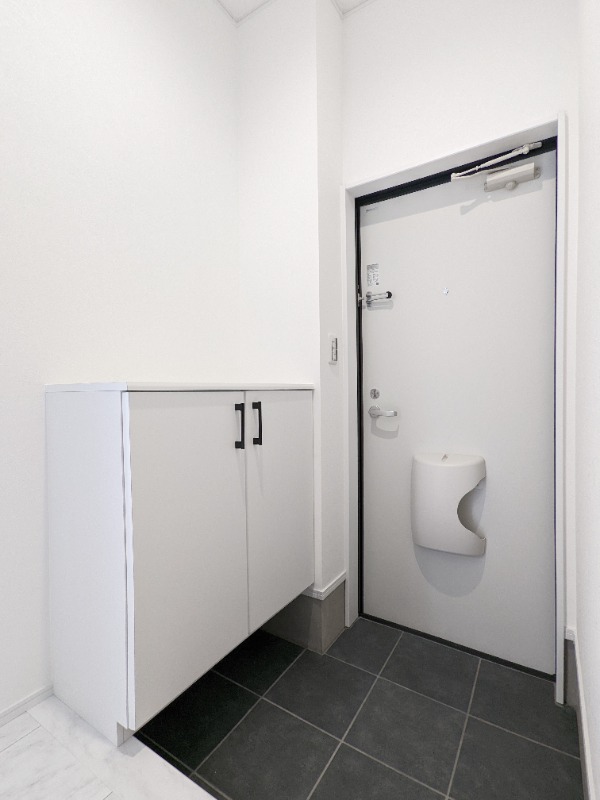 玄関　図面と現状に相違がある場合には現状を優先