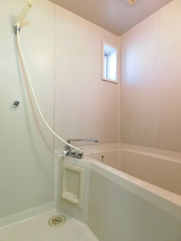 バス・シャワールーム　図面と現状に相違がある場合には現状を優先