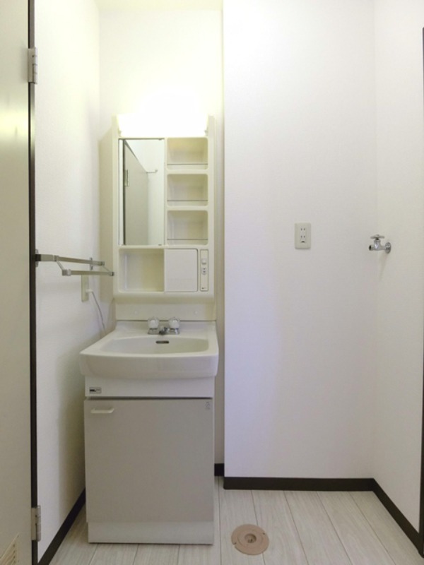 洗面設備　図面と現状に相違がある場合には現状を優先