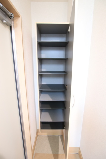 玄関　シューズボックスです♪