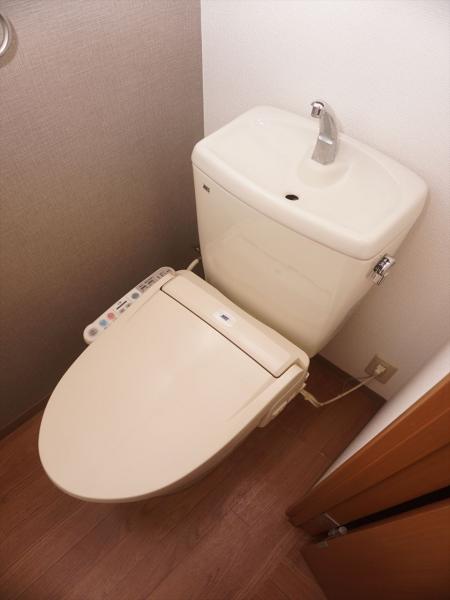 トイレ　トイレ