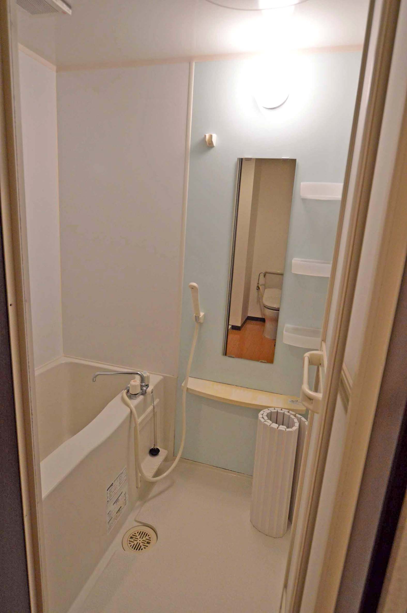 バス・シャワールーム　お風呂です。