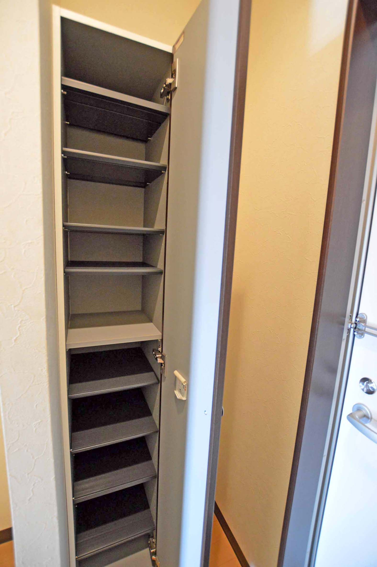 収納　シューズボックスです。