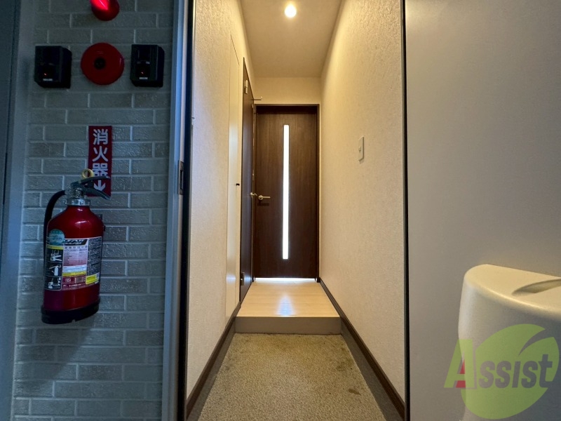 玄関　玄関の様子です。明るい印象ですね。気分もあがりそう。